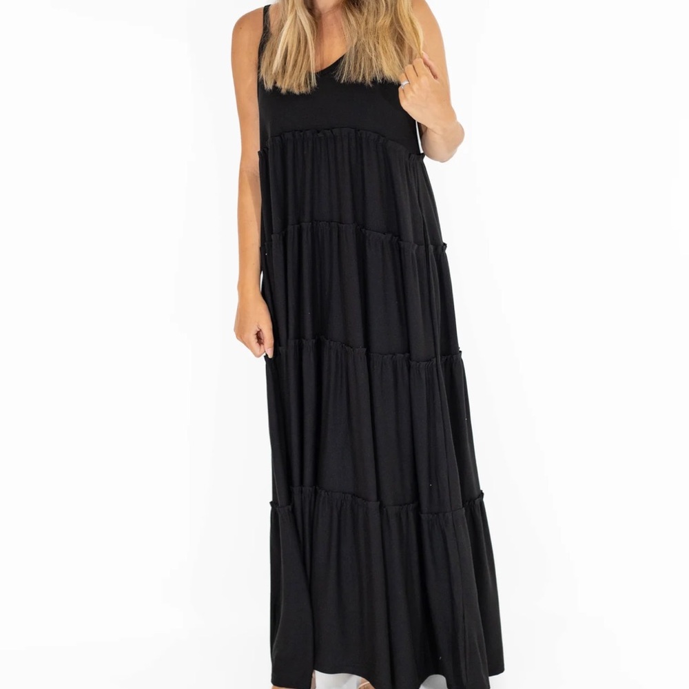 Zenana Outfitters Black Maxi Dress